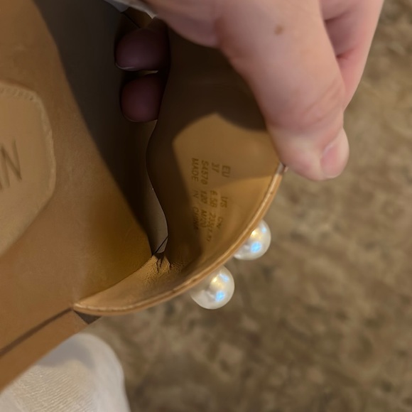 Stuart weitzman pearl sandal - Picture 2 of 2